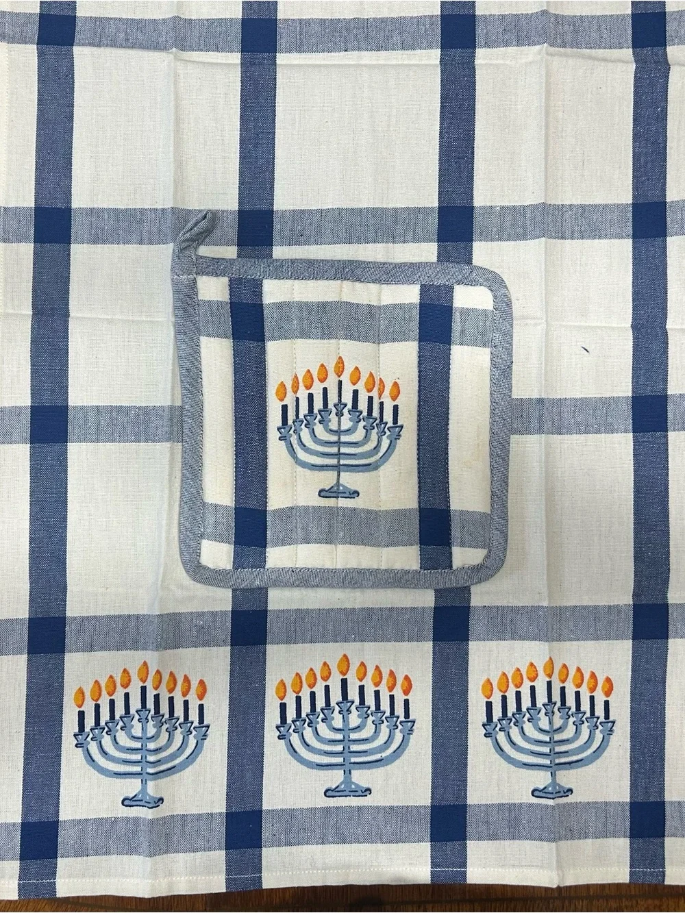 Hanukah pot holder and tea towel set